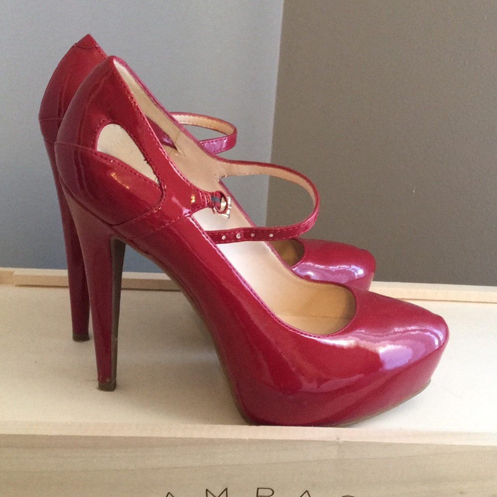 Red Nine West Heels Patent Leather